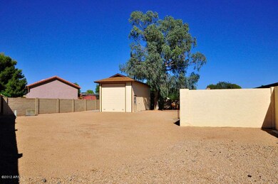 33' RV Garage and Extra Parking