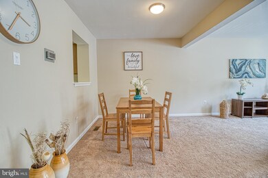 1120 Kelfield Dr, Halethorpe, MD 21227 - photo 7