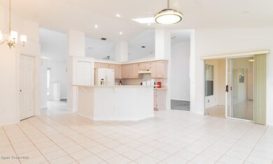 Kitchen/Family Room