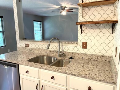 9100 Seven Oaks Ln, Denton, TX 76210 - photo 5