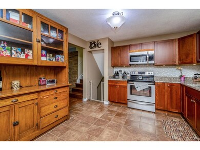 3304 Aurora Ave, Des Moines, IA 50310 - photo 7