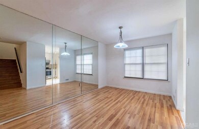 168 Chippenham Ct, Piscataway, NJ 08854 - photo 5