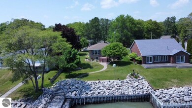 589 Pine Ln, East Tawas, MI 48730 - photo 7