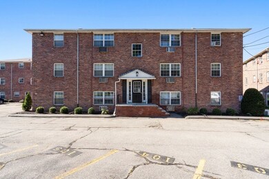 11 Colonial Village Dr unit 6, Arlington, MA 02474 - photo 3