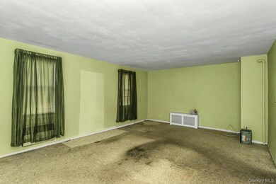 291 Lincoln St, Franklin Square, NY 11010 - photo 3