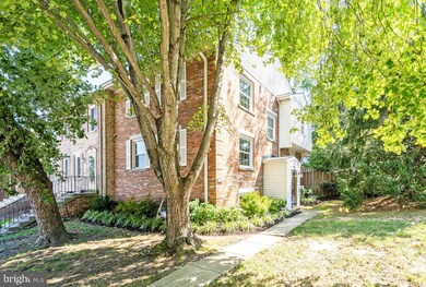 7819 Stovall Ct, Lorton, VA 22079 - photo 3