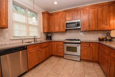 208 Pine St unit 34, Amherst, MA 01002 - photo 7