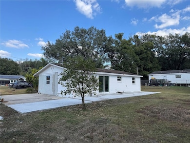 6427 A L Campbell Ln, Seffner, FL 33584 - photo 4