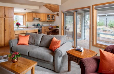 17872 Paper Birch Ln, Sunriver, OR 97707 - photo 4