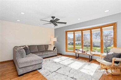 754 34th St, West Des Moines, IA 50265 - photo 4