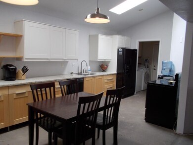 Eat In Kitchen