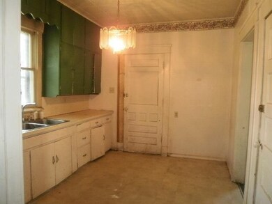 1619 S Main St, Elkhart, IN 46516 - photo 2