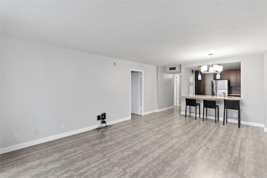 Drake Tower Condominiums unit 7J, Fort Lauderdale, FL 33311 - photo 6