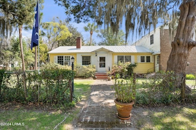 809 Hamilton St, Beaufort, SC 29902 - photo 3