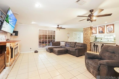 11205 Lazy Lake Dr, Baton Rouge, LA 70818 - photo 6