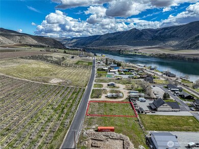 3920 Stayman Flats Rd, Chelan, WA 98816 - photo 2