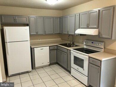 713 Madison Ct, Stafford, VA 22556 - photo 5