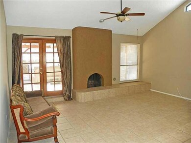 1743 Villa Santos Cir unit 2, El Paso, TX 79935 - photo 7