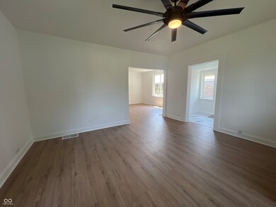 205 N 10th St, Elwood, IN 46036 - photo 3