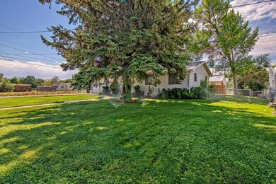 842 E Adams St, Powell, WY 82435 - photo 7