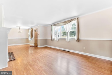 1805 Wayne Dr, Norristown, PA 19403 - photo 6