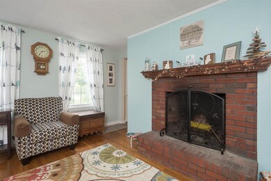 13 Thomas St, Rochester, NH 03867 - photo 5