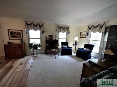 Living Rm