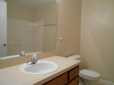 5201 Playpen Dr unit 13, Jacksonville, FL 32210 - photo 5