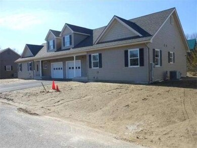 115 Elm St unit 19A, Hatfield, MA 01038 - photo 2