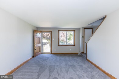 262 Crestwood Dr, Clifton Heights, PA 19018 - photo 6