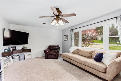 145 Hillcrest Dr, Circleville, OH 43113 - photo 7