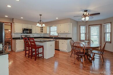1360 Saxon Ln, Naperville, IL 60564 - photo 7