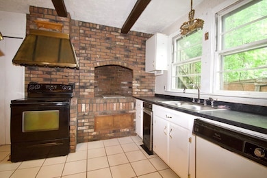 887 Main St, Holyoke, MA 01040 - photo 5