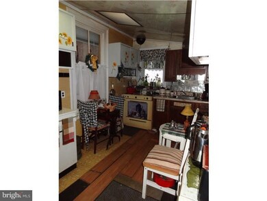 6114 Larchwood Ave, Philadelphia, PA 19143 - photo 4