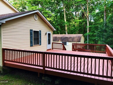 102 Mount Laurel Ln, Dingmans Ferry, PA 18328 - photo 3