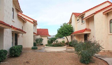 2940 N Oregon St unit 2, Chandler, AZ 85225 - photo 3