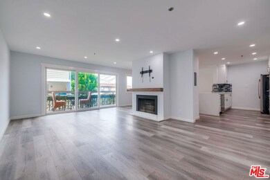 La Casita Condominium unit 102, Redondo Beach, CA 90277 - photo 2