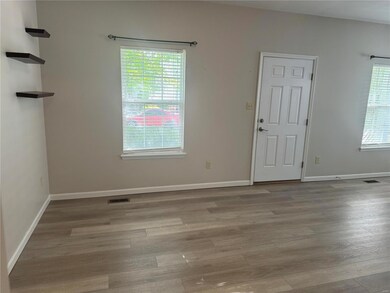 808 Waler Dr, Lake Saint Louis, MO 63367 - photo 4