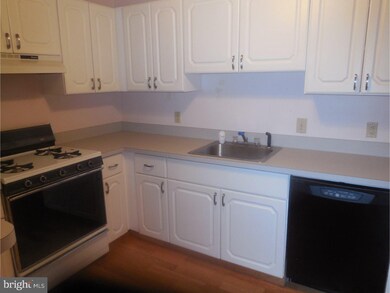 207 Ashley Run, Voorhees, NJ 08043 - photo 4