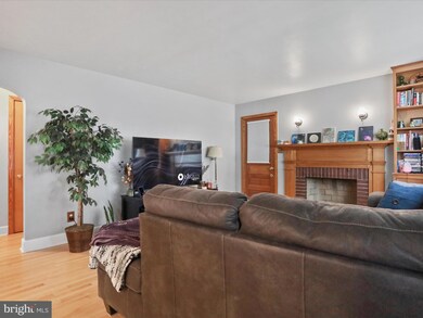 1101 S Main St, Chambersburg, PA 17201 - photo 6