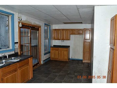 95 Orchard St, Woonsocket, RI 02895 - photo 3