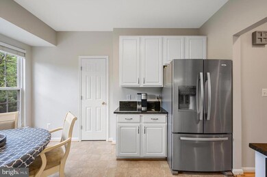 10006 Moxleys Ford Ln unit 1003, Bristow, VA 20136 - photo 5