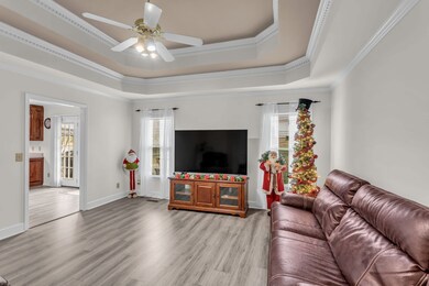 612 Cumberland Dr, Columbia, TN 38401 - photo 6