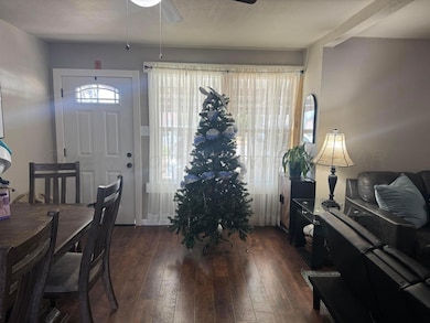 113 S Jefferson St, Perryton, TX 79070 - photo 2