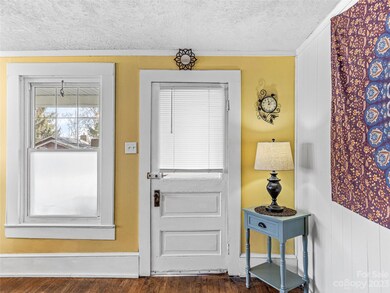 712 Brookshire St, Asheville, NC 28803 - photo 6