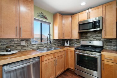 Kitchen, brand new dishwasher