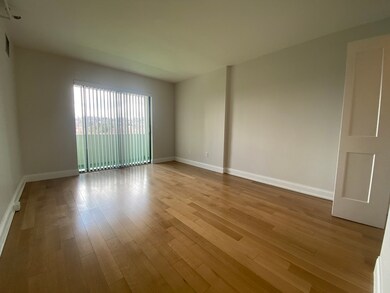 1731 Beacon St unit 723, Brookline, MA 02445 - photo 5