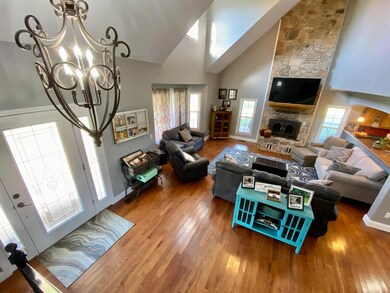 1013 Shipman Dr, Mountain View, AR 72560 - photo 6