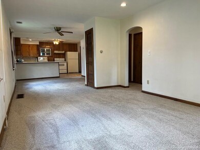2039 McDonald Ave, New Albany, IN 47150 - photo 4