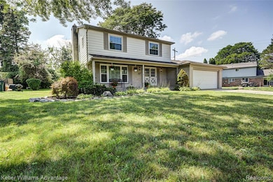 18467 Middlesex Ave, Lathrup Village, MI 48076 - photo 2